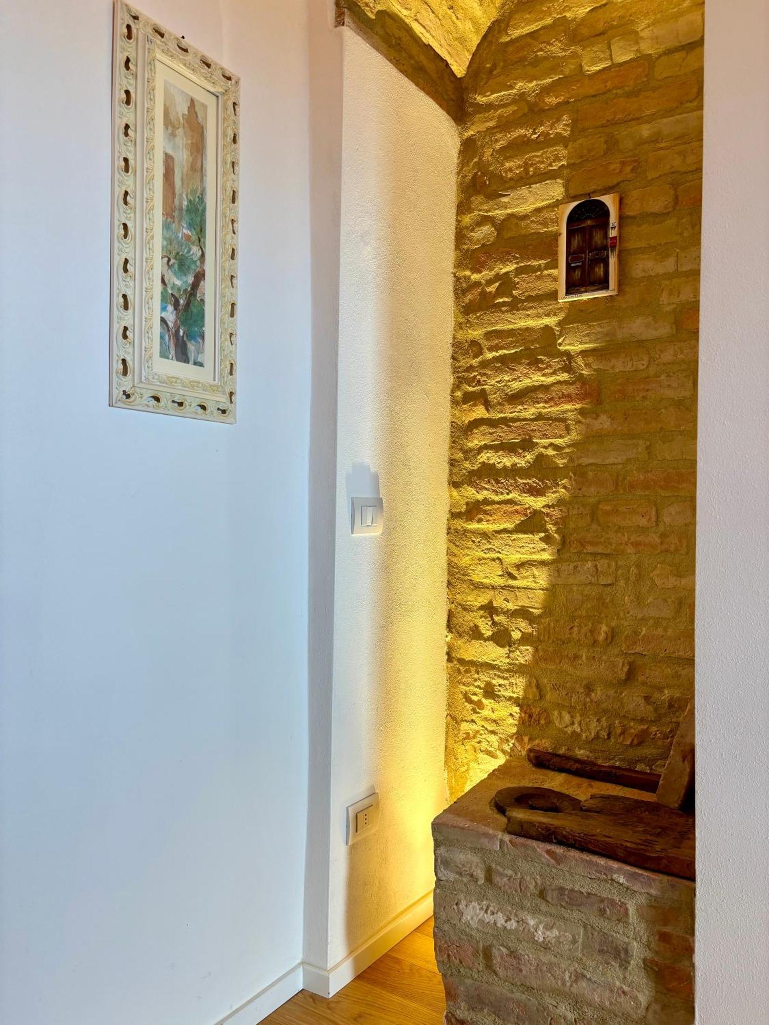La Torre Di Canonica Colle Val D'Elsa Luaran gambar